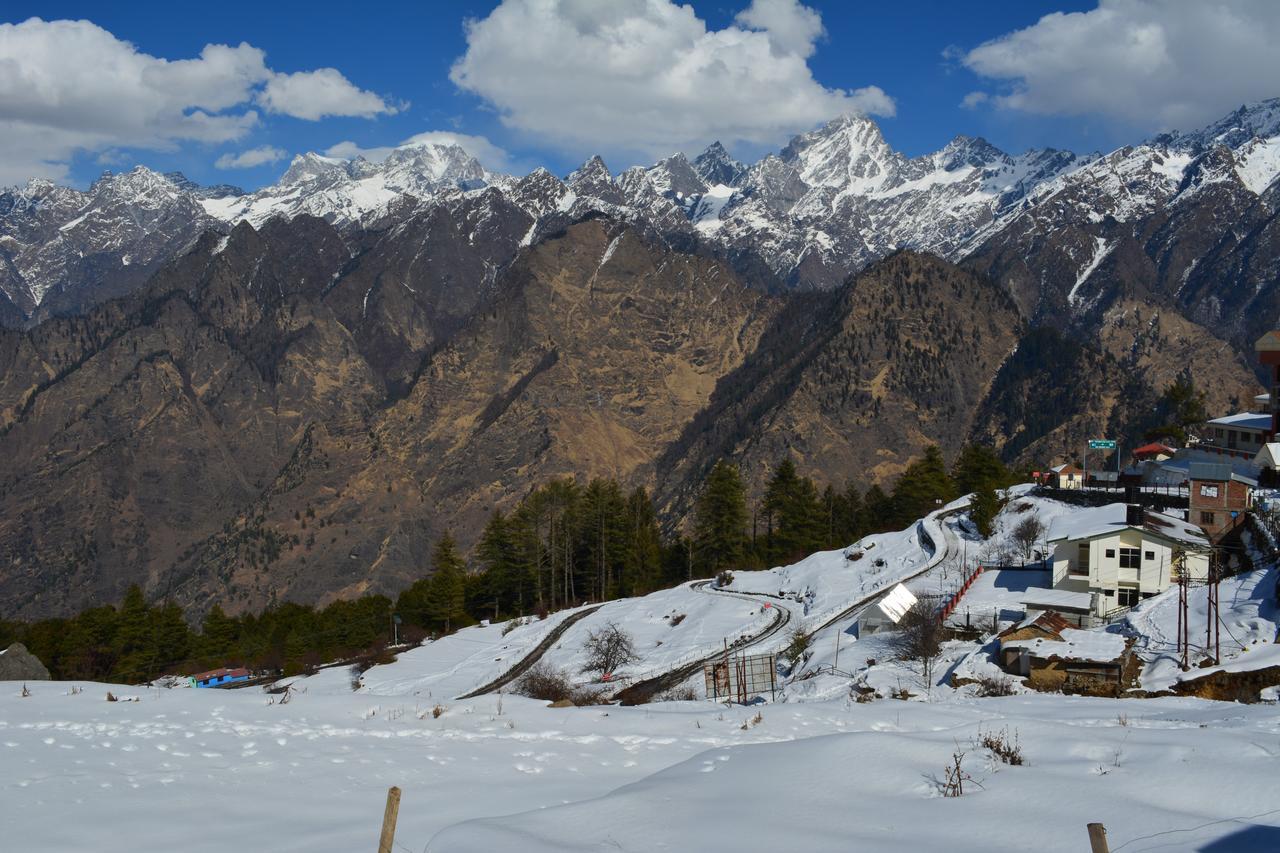 Auli Resort Joshīmath Zewnętrze zdjęcie